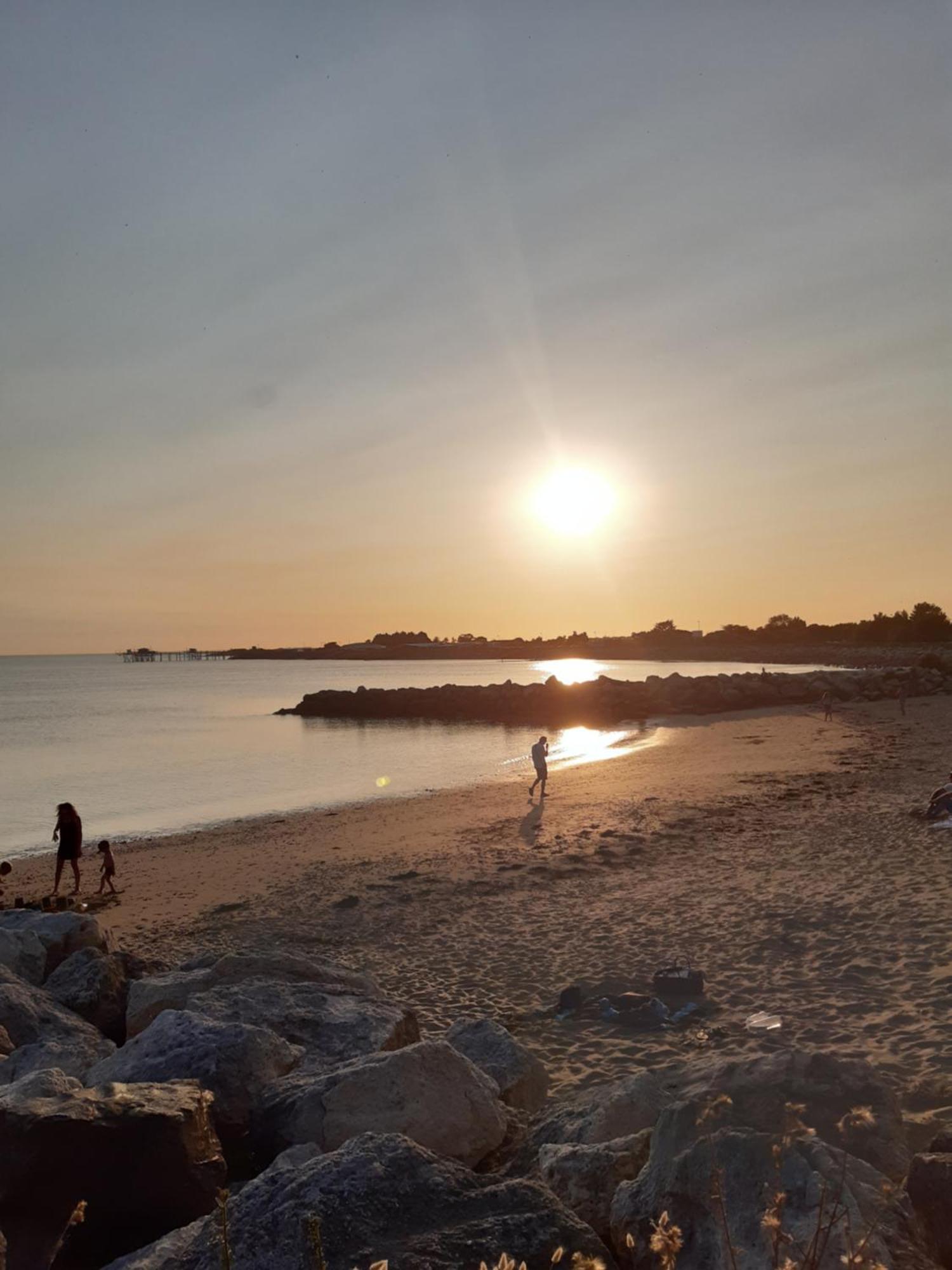 Maison De Vacances Entiere A 10 Mn De La Rochelle Dompierre-sur-Mer ภายนอก รูปภาพ