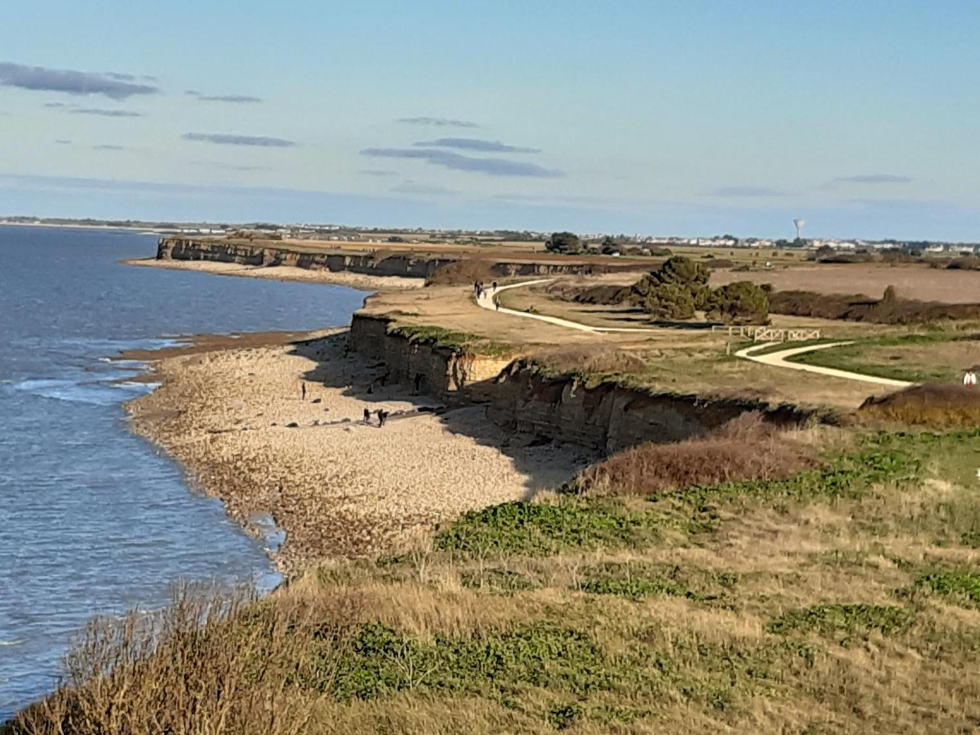Maison De Vacances Entiere A 10 Mn De La Rochelle Dompierre-sur-Mer ภายนอก รูปภาพ
